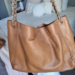 Tory Burch Tan Leather Shoulder Bag with Chain Strap